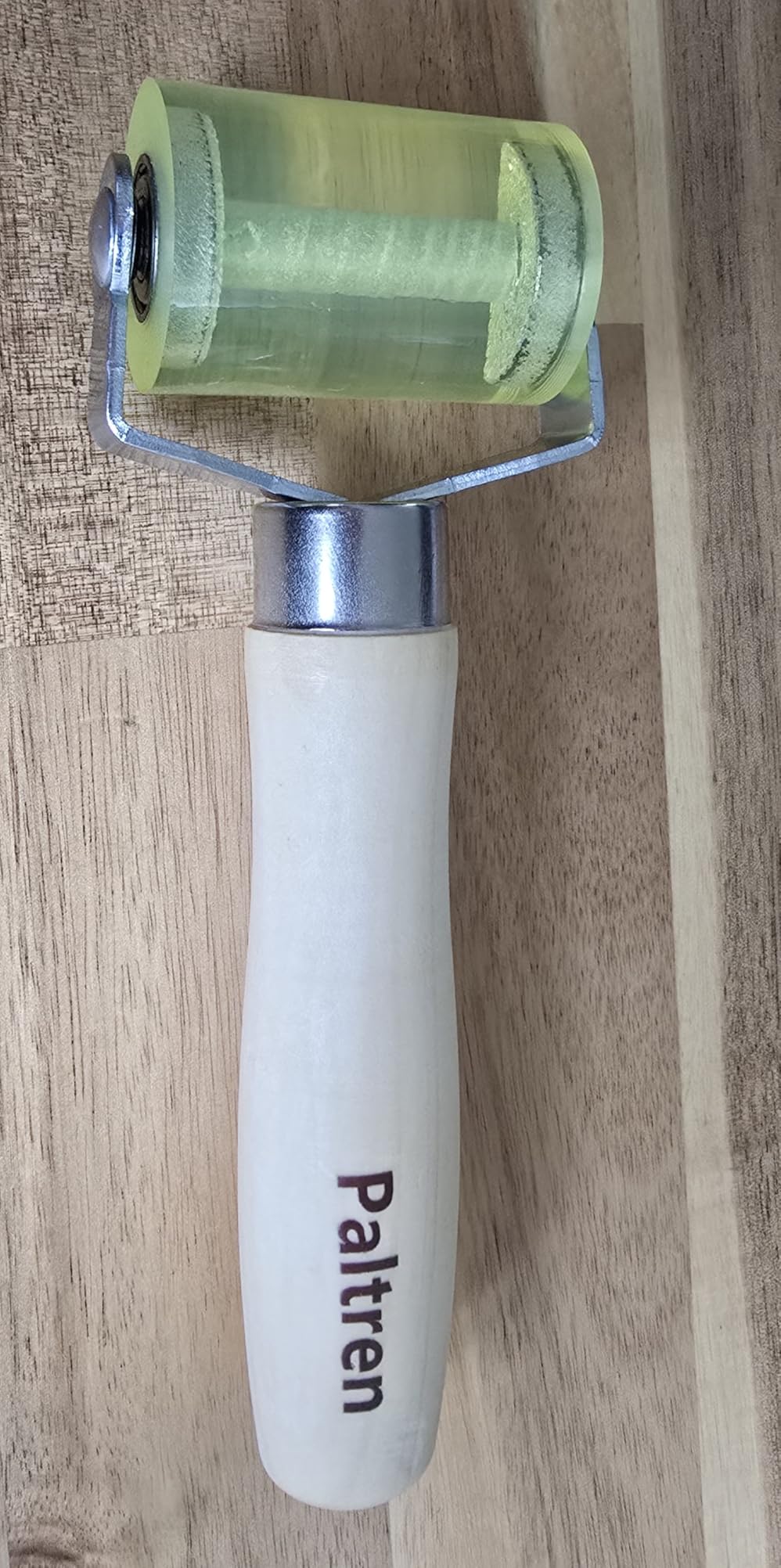 Handle ergonomics and grip quality