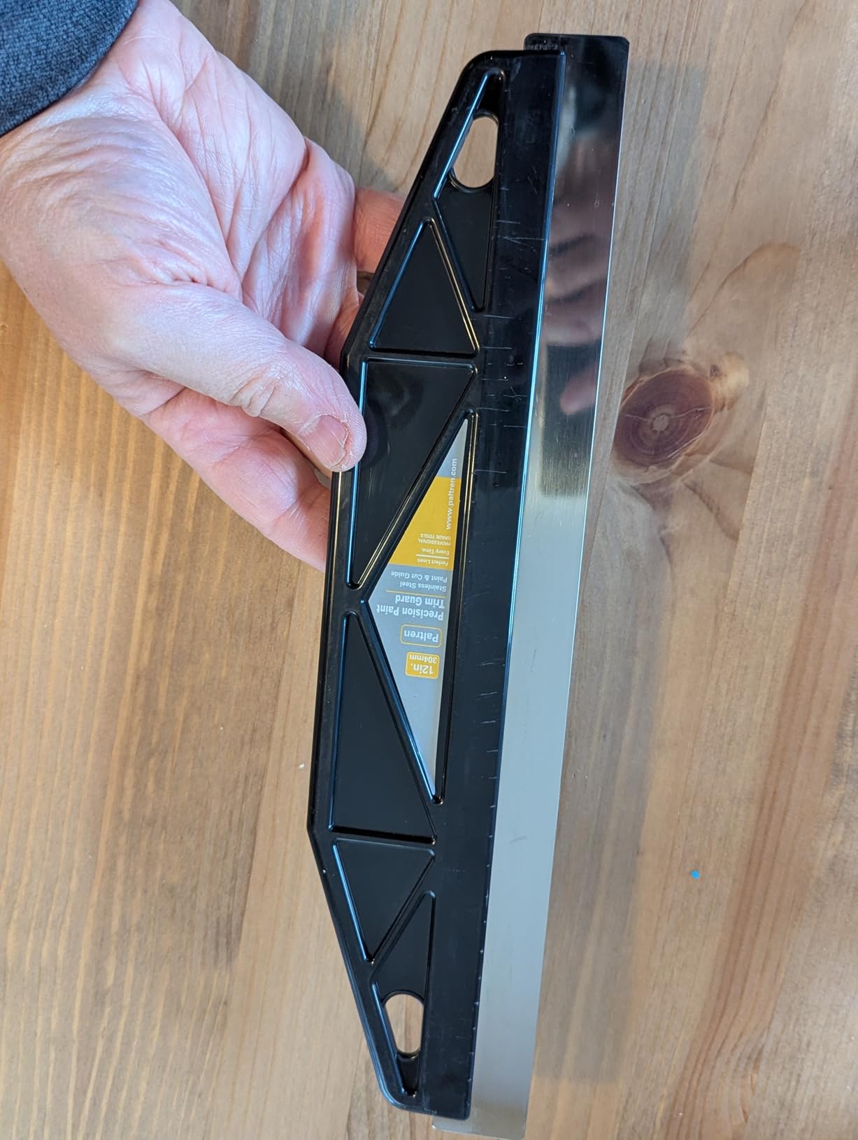 Paltren 12-inch paint cutting edge tool and trim guard